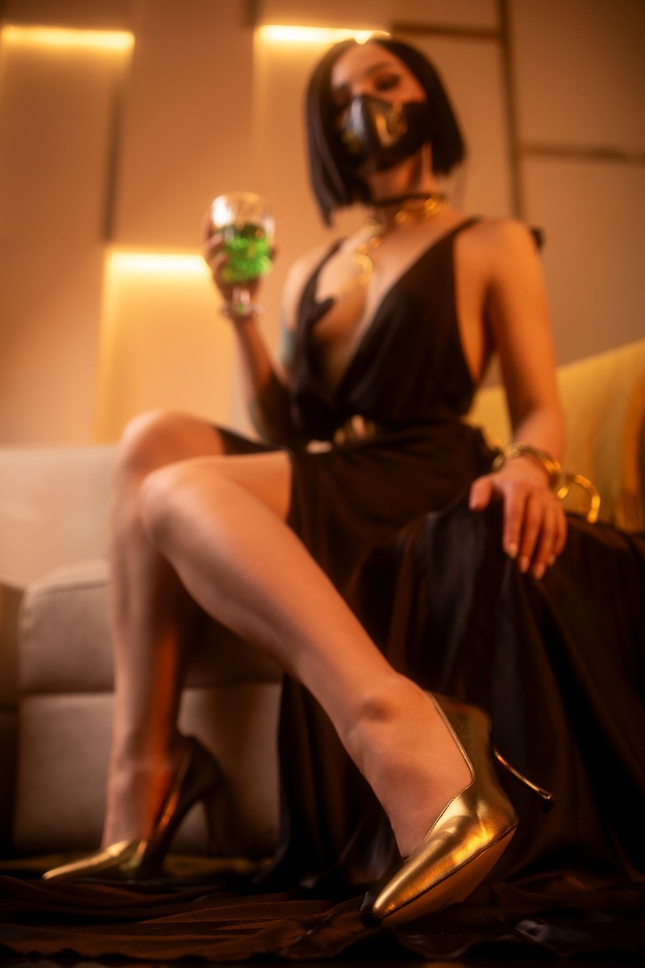 Viper из Valorant. Косплеер: Ari_Anna. Источник: vk.com/club178665106