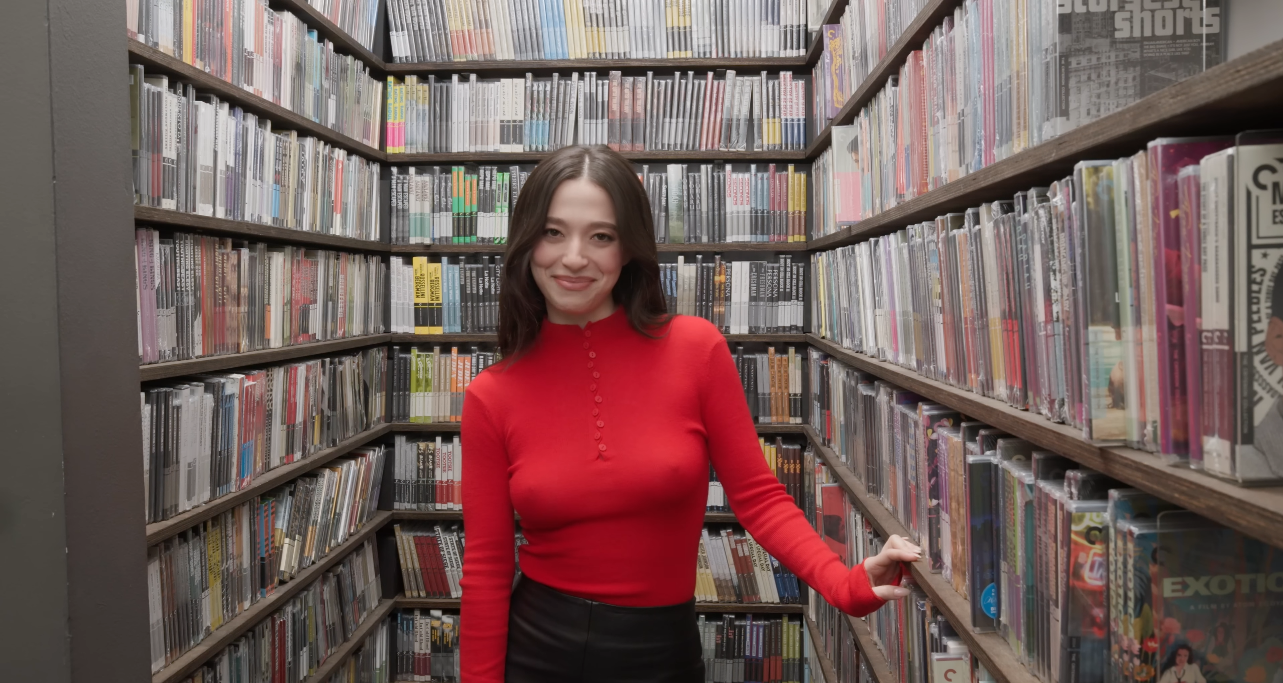 Майки Мэдисон | Источник: кадр из видео Mikey Madison’s Closet Picks на YouTube-канале CRITERION