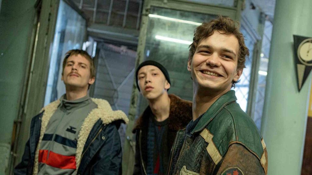 Кадр из сериала «Слово пацана»