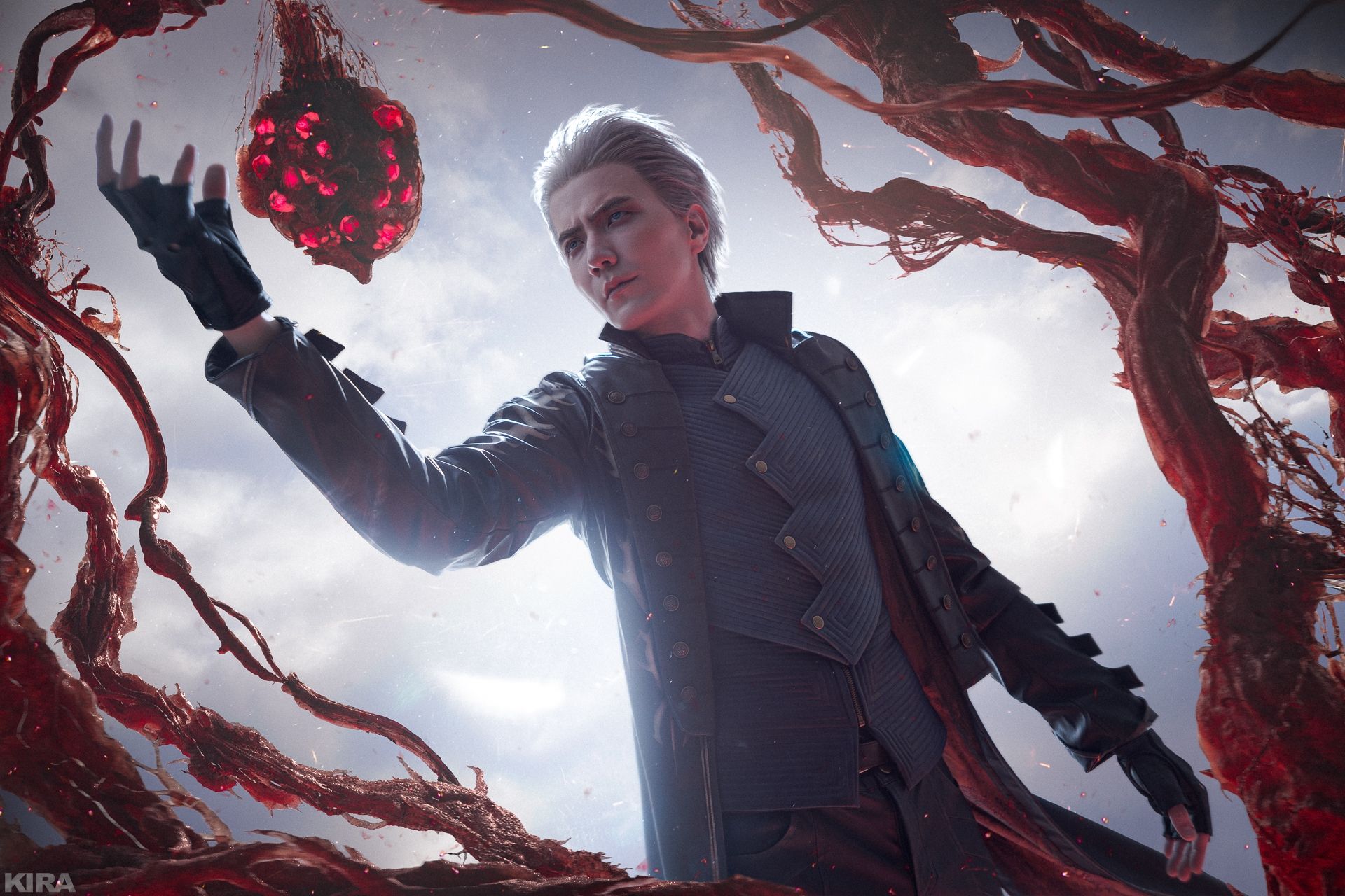Косплей на Вергилия из вселенной Devil May Cry. Косплеер: CutRun. Фотограф: KIRA. Источник: vk.com/id17260834