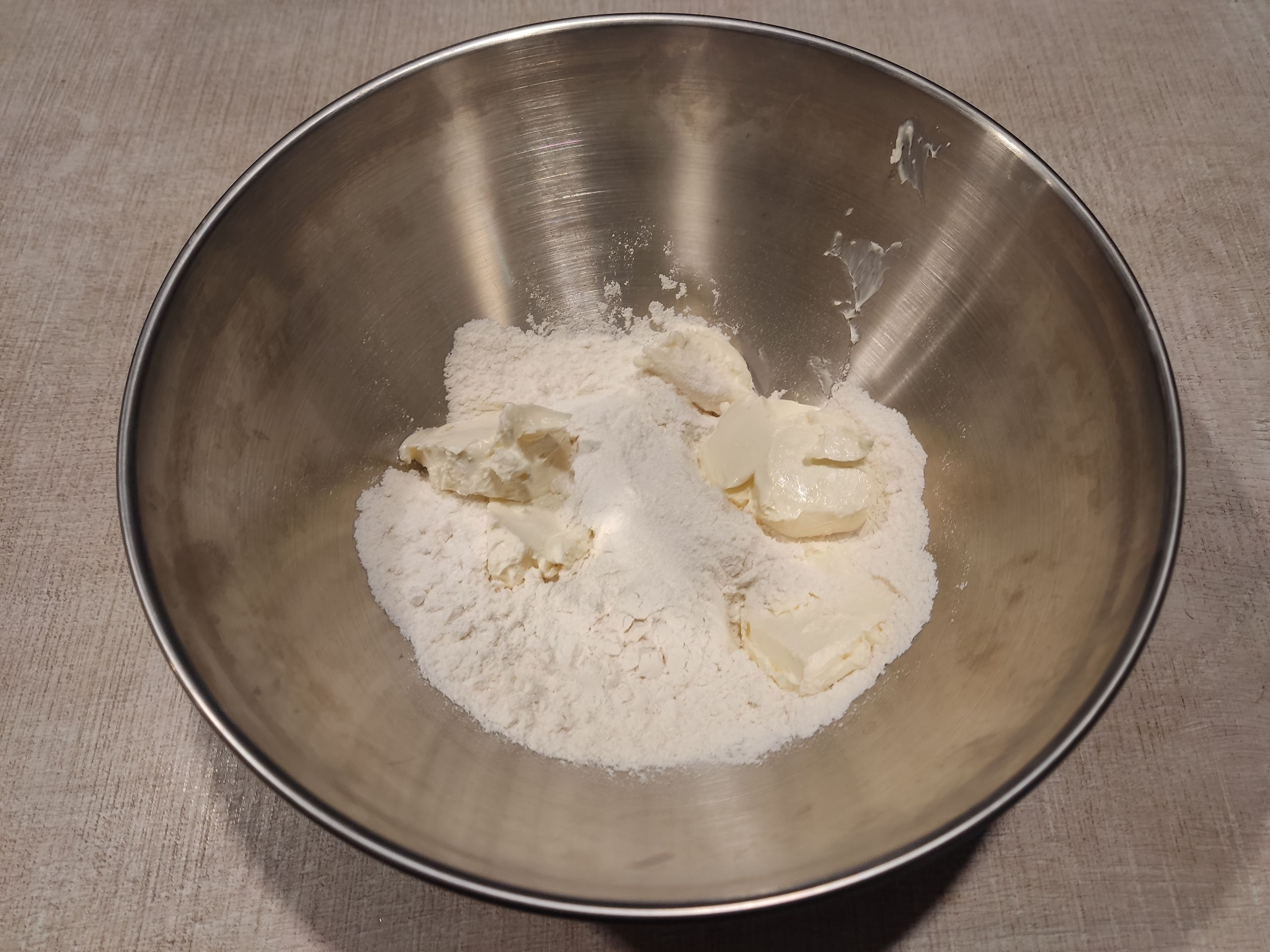 Если вы ещё не поняли, кулинария в целом и кондитерское дело в частности — это настоящая магия.