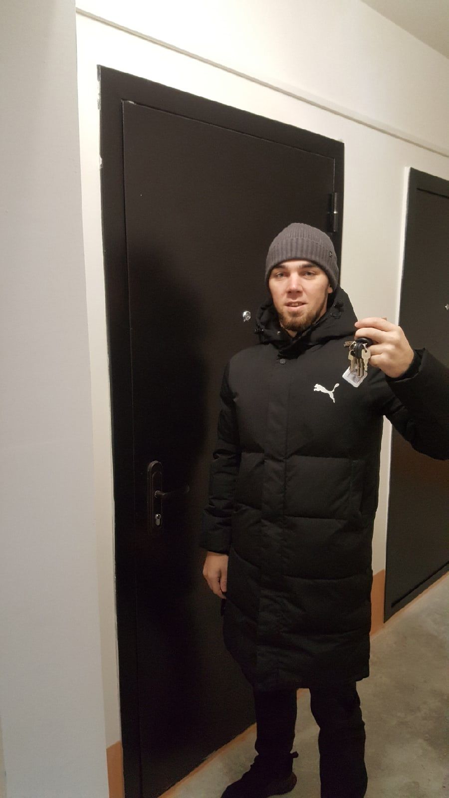 С ключами от новой квартиры