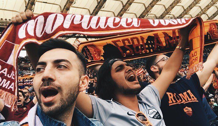 Герой интервью на матче ФК «Рома». Источник: твиттер Карена Адамяна