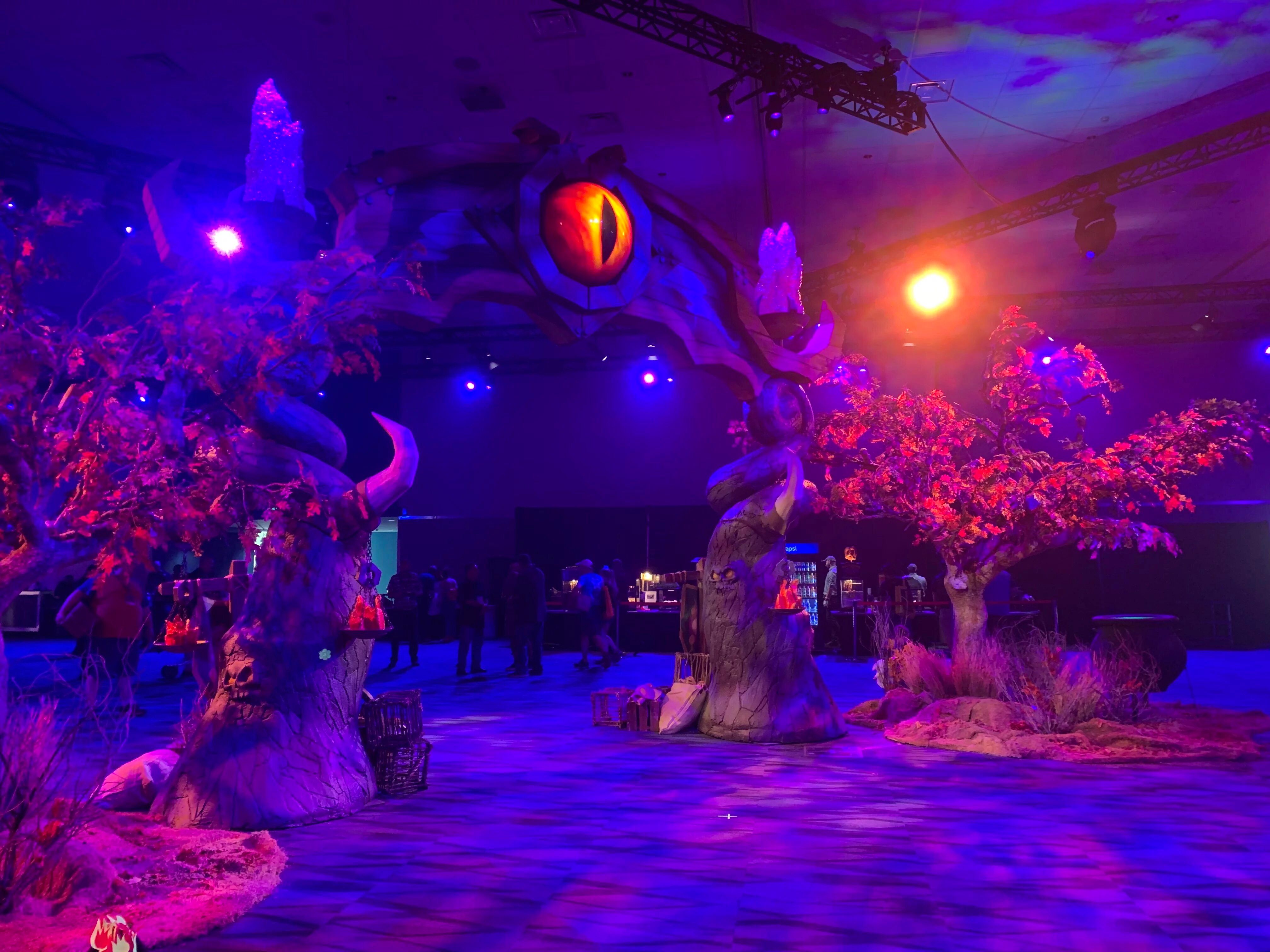 Ярмарка Новолуния. BlizzCon 2019. Источник: imgur.com/a/7gExzwE#Ik8YUW2