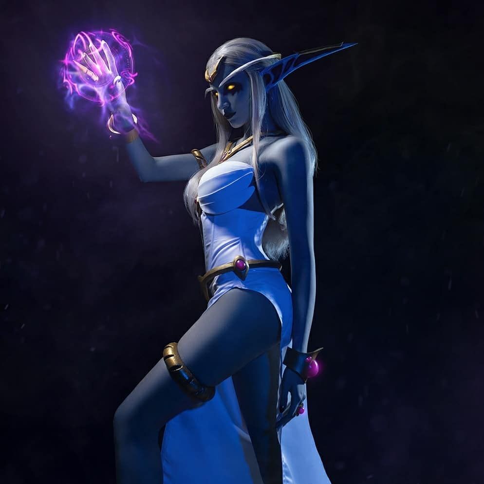 Косплей на королеву Азшару из World of Warcraft. Косплеер: Lanushka. Фотограф: Sei Photo. Источник: instagram.com/speedy_cosplay