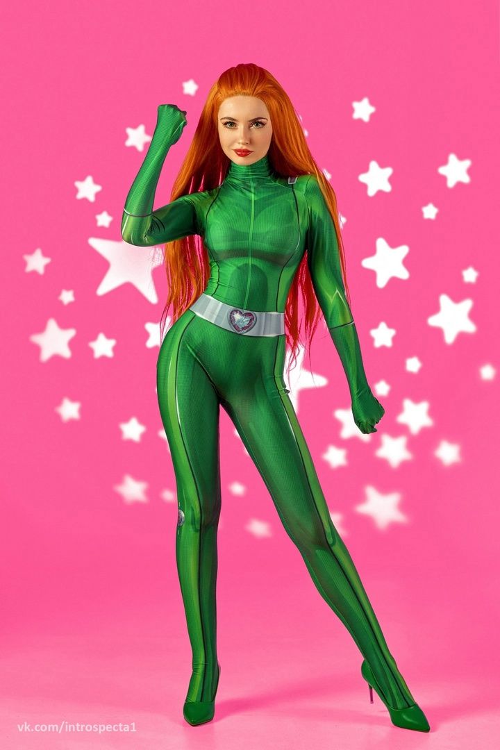 Косплей на Сэм из Totally Spies!. Косплеер: Introspecta.
Фотограф: Вячеслав Цуркан.