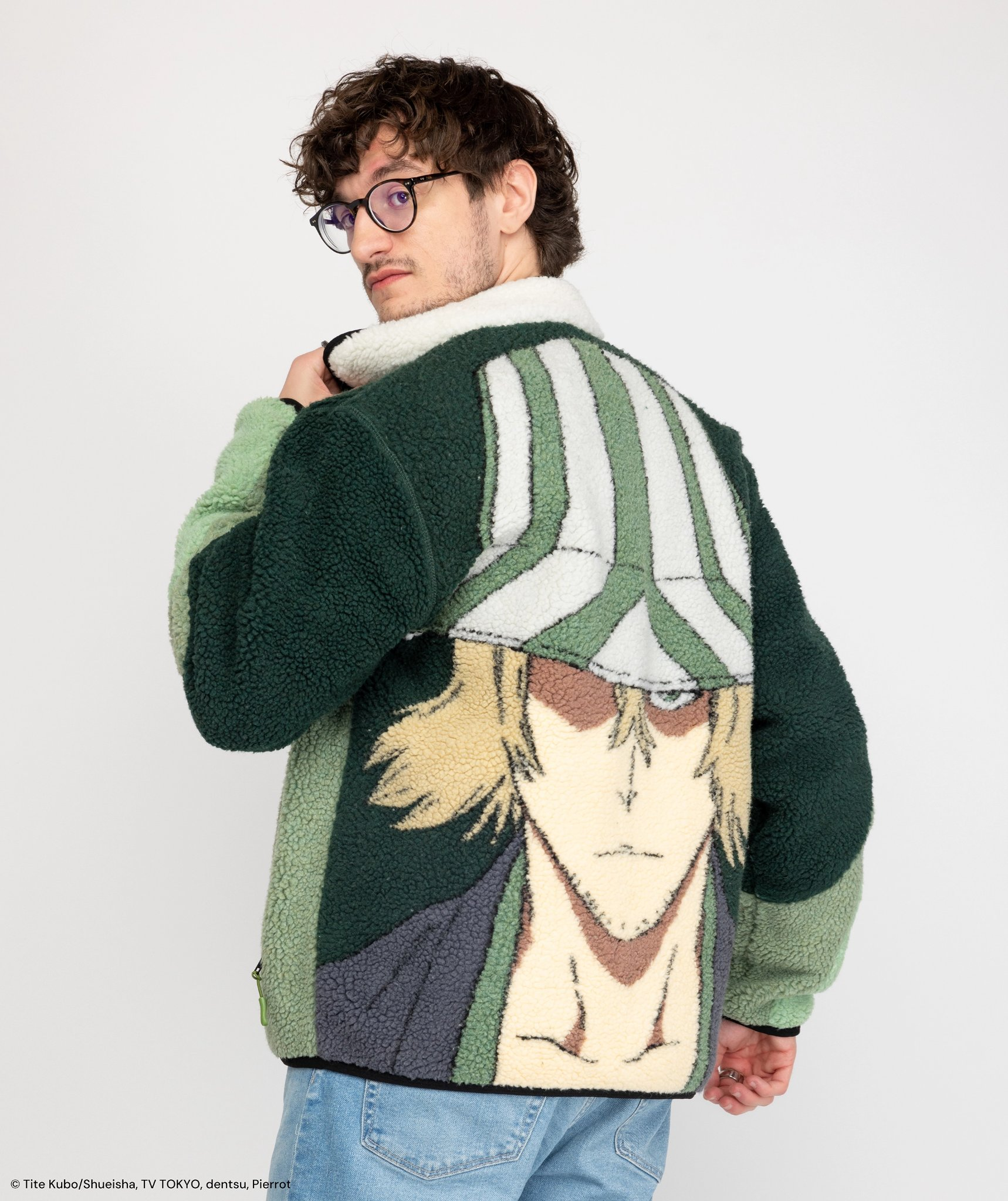 Источник: страница Lourlo в X