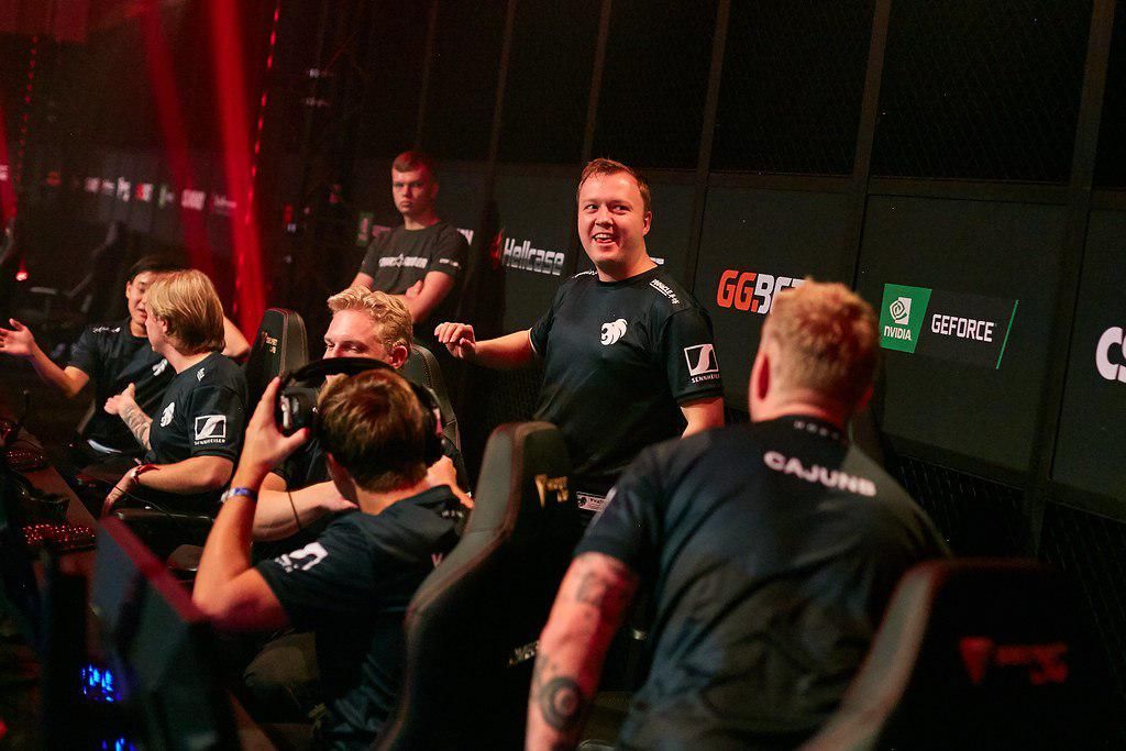 Источник: flickr.com/photos/starladder