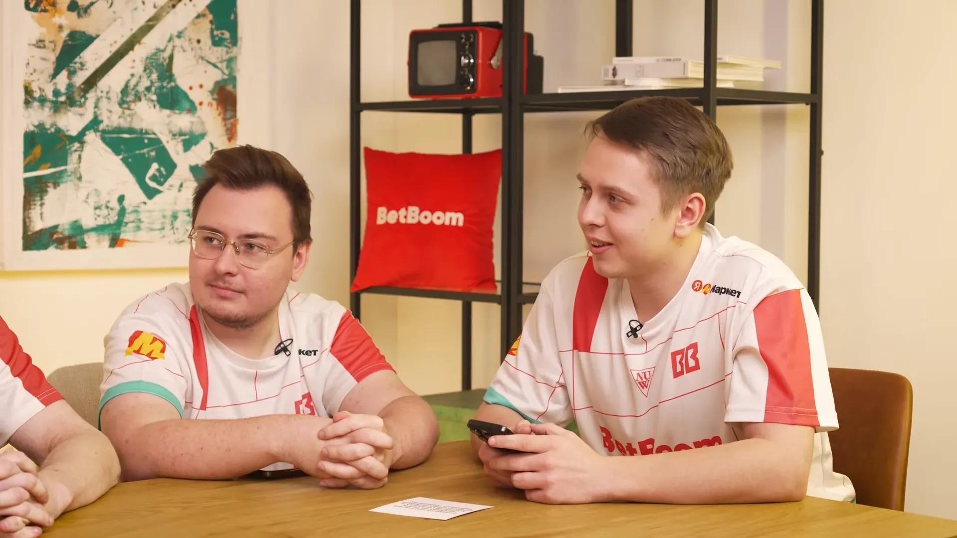 Ax1Le и S1ren | Источник: канал BETBOOM TEAM CS2 на YouTube