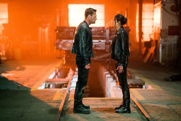 Кадр со съёмок фильма «Каменщик»