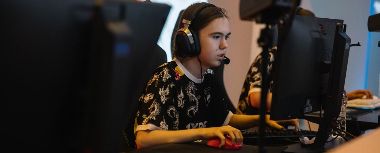 Кто такой donk? Вся информация о 17-летнем игроке в CS2, поразившем про-сцену