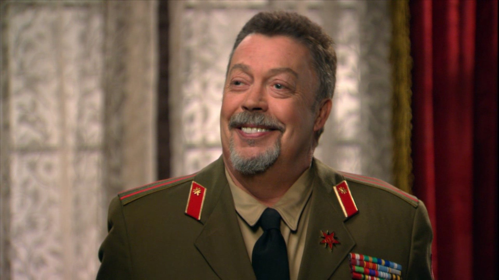 Тим Карри в роли Анатолия Черденко. Источник: скриншот из Command & Conquer Red Alert 3
