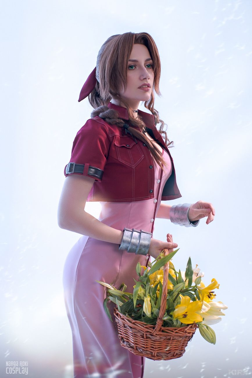 Айрис Гейнсборо из Final Fantasy VII. Косплеер: Наталья Кочеткова. Фотограф: Кира Митенкова. Источник: vk.com/kmitenkova_photoarts