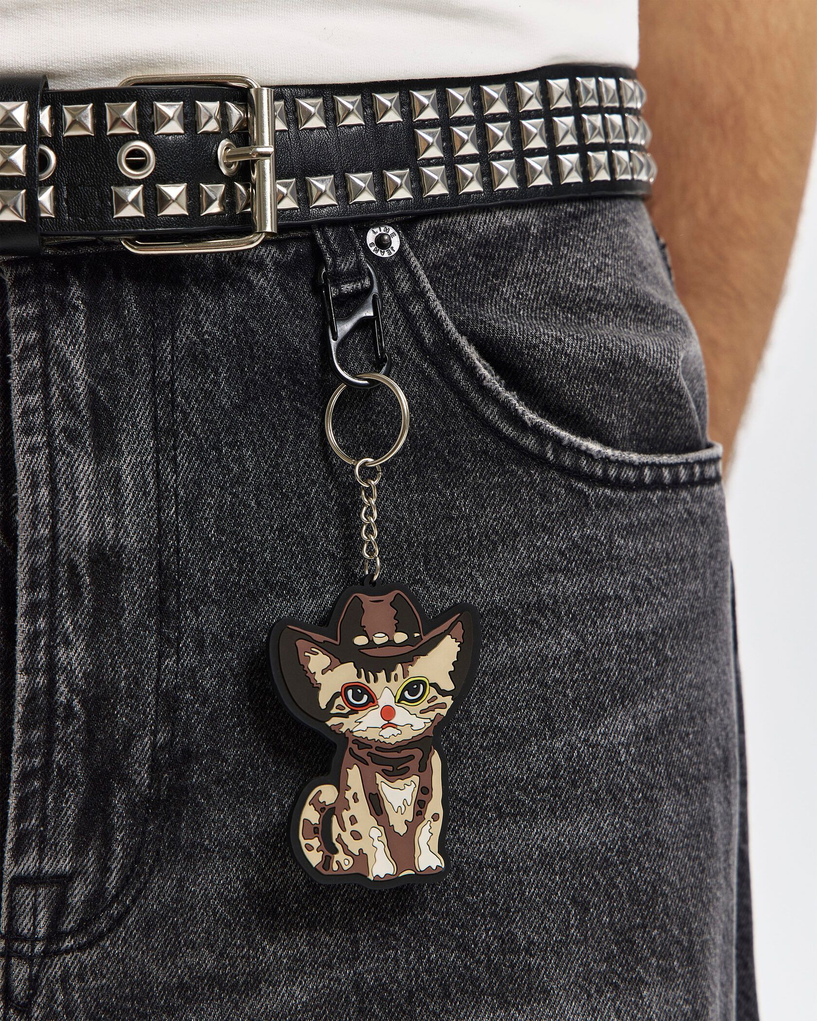 Keychain CAT. Источник: сайт ROUTINE