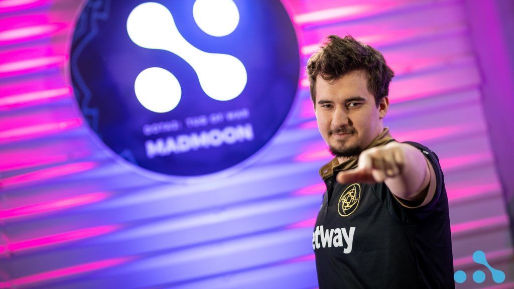 Эй, ты! Да, ты! Жми на лукас к статье или ночью к тебе прилетит сигнатурный Visage!