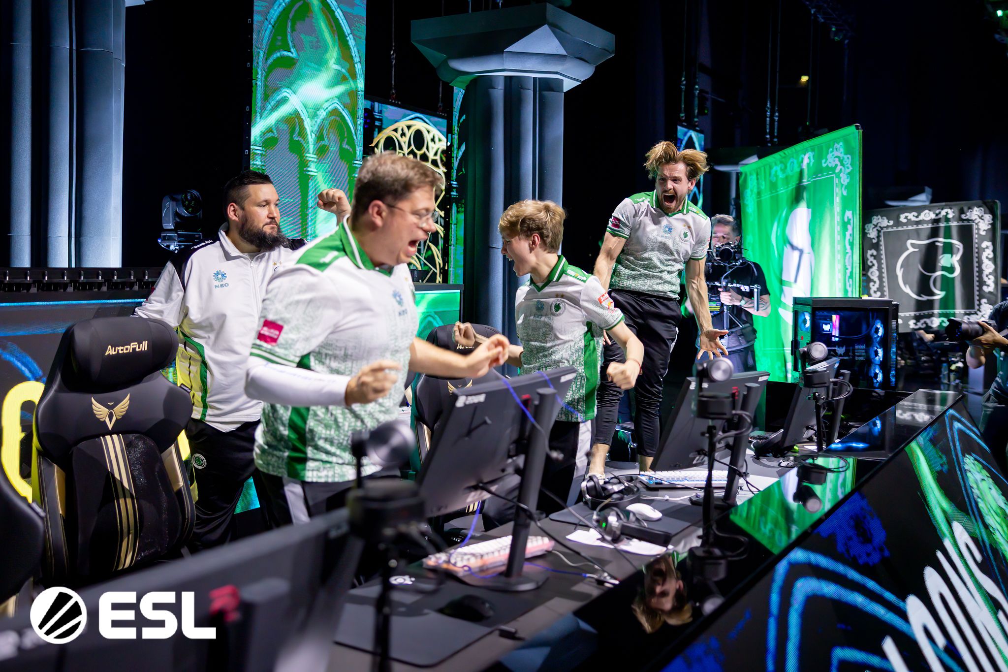 Falcons празднуют победу на IEM Cologne Major 2026 | Фото: Stephanie Lindgren, ESL FACEIT Group