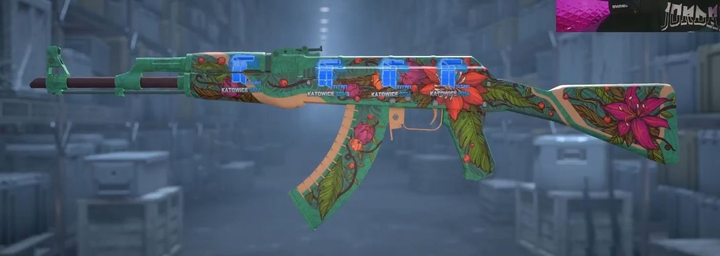 AK-47 | Wild Lotus («Дикий лотос») со стикерами Titan Esports, скрафченный Evelone | Скриншот: стрим Evelone