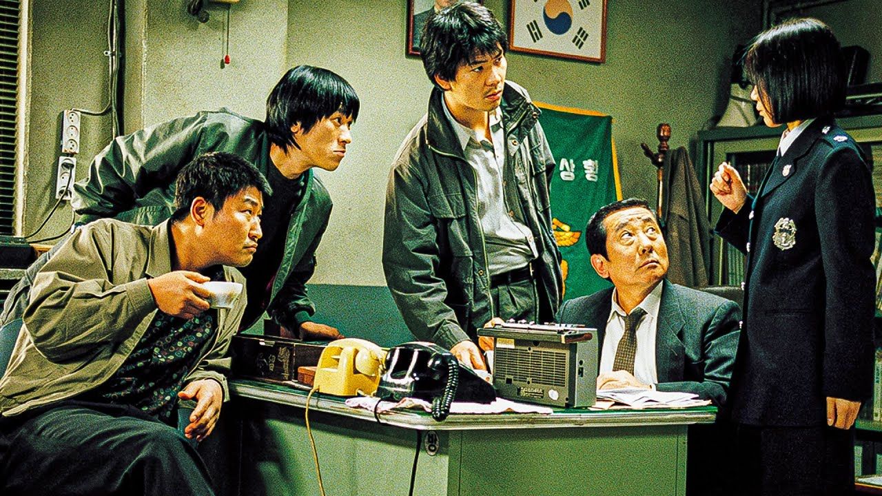 Кадр из фильма «Воспоминания об убийстве»