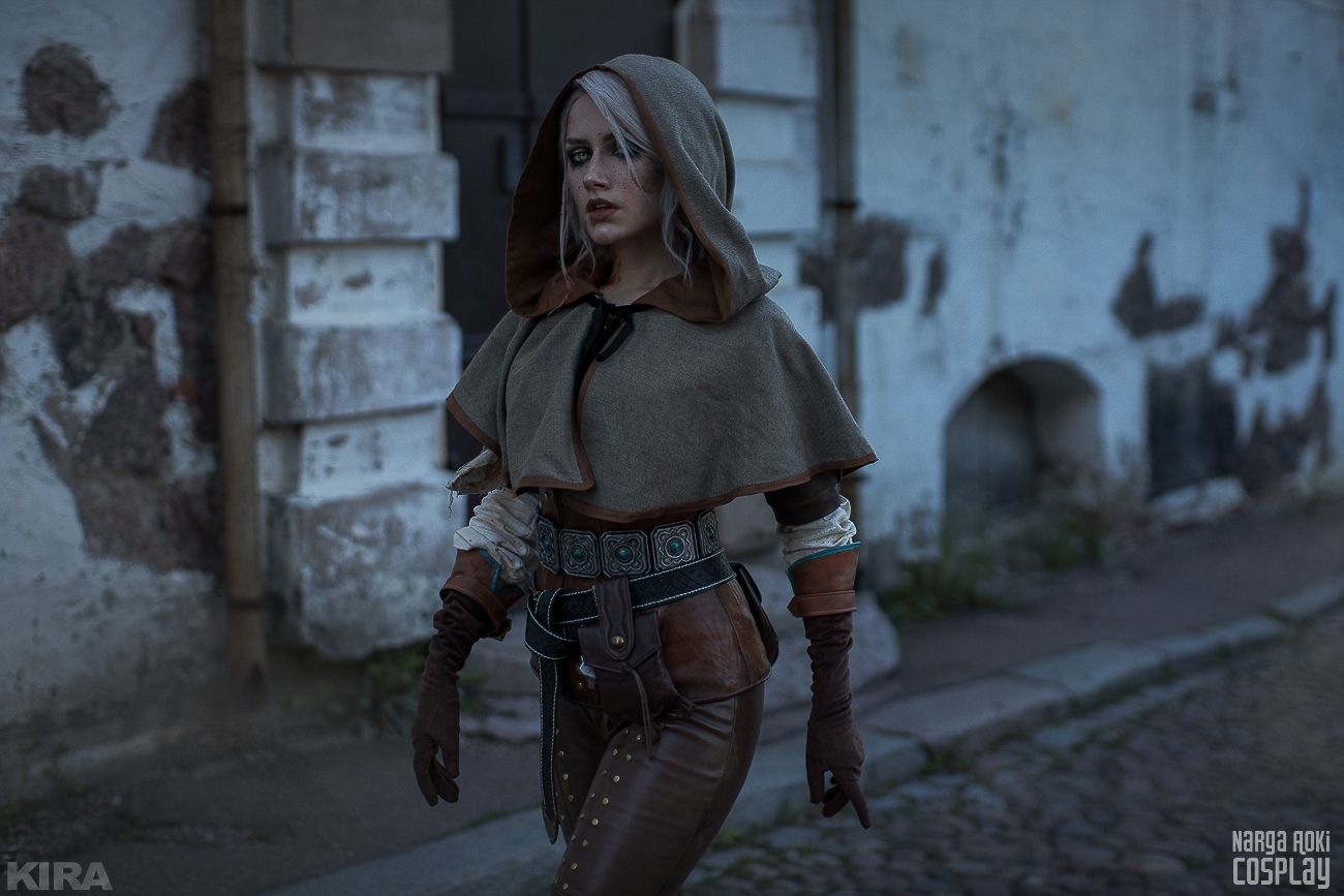 Косплей на Цири из &laquo;Ведьмака&raquo;. Косплеер: Наталья Narga Кочеткова. Фотограф: Кира Митенкова. Источник: vk.com/kmitenkova_photoarts