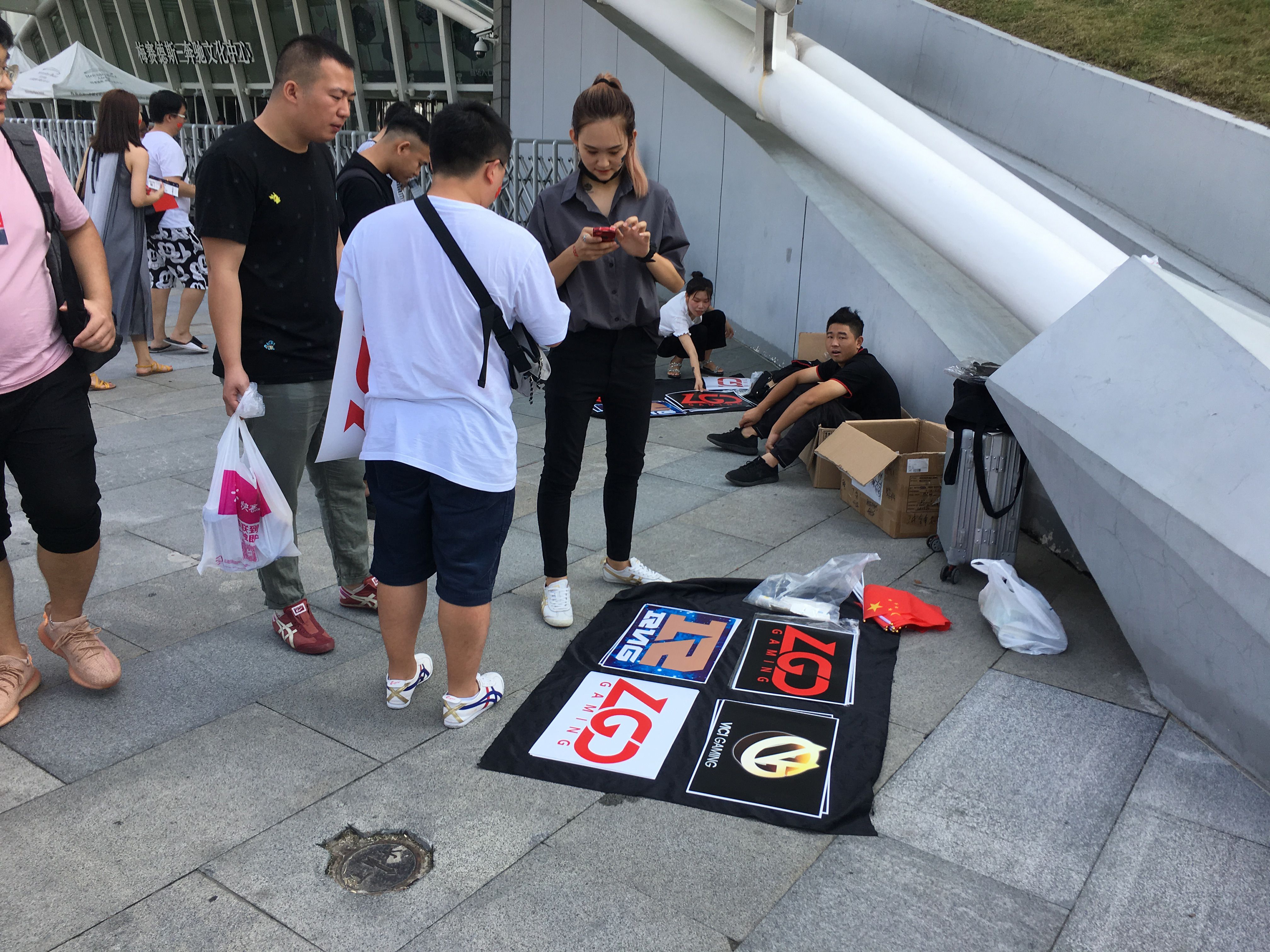 Постеры команд