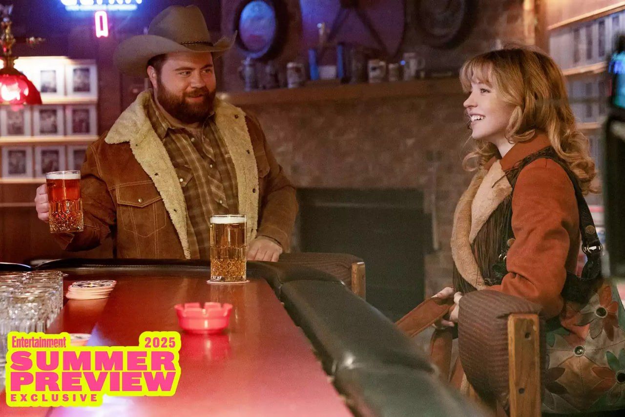 Источник: ew.com/sydney-sweeney-dolly-parton-wannabe-americana-exclusive-images-11724391