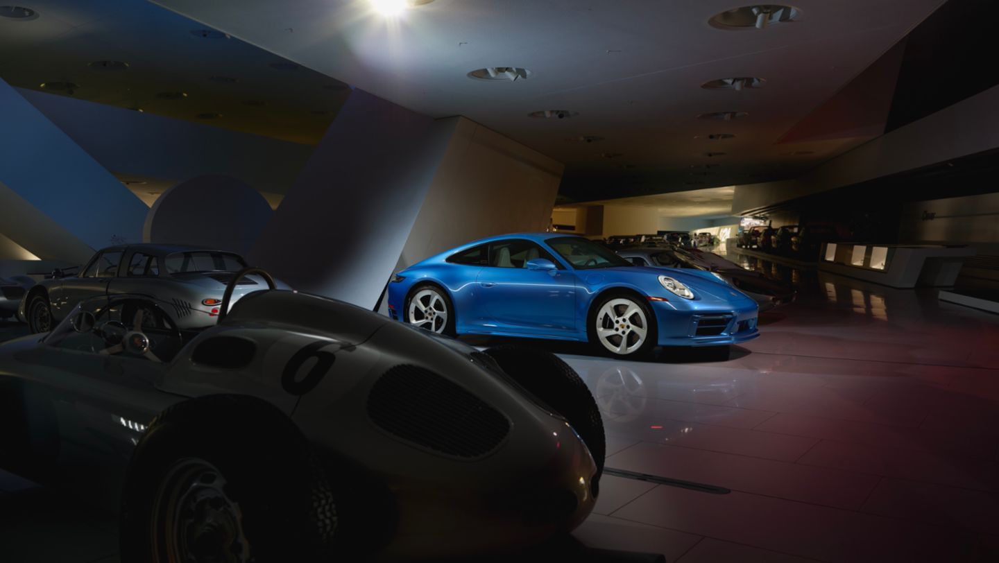 Новый Porsche — уникальная модель, вдохновленная Салли Каррерой из «Тачек»