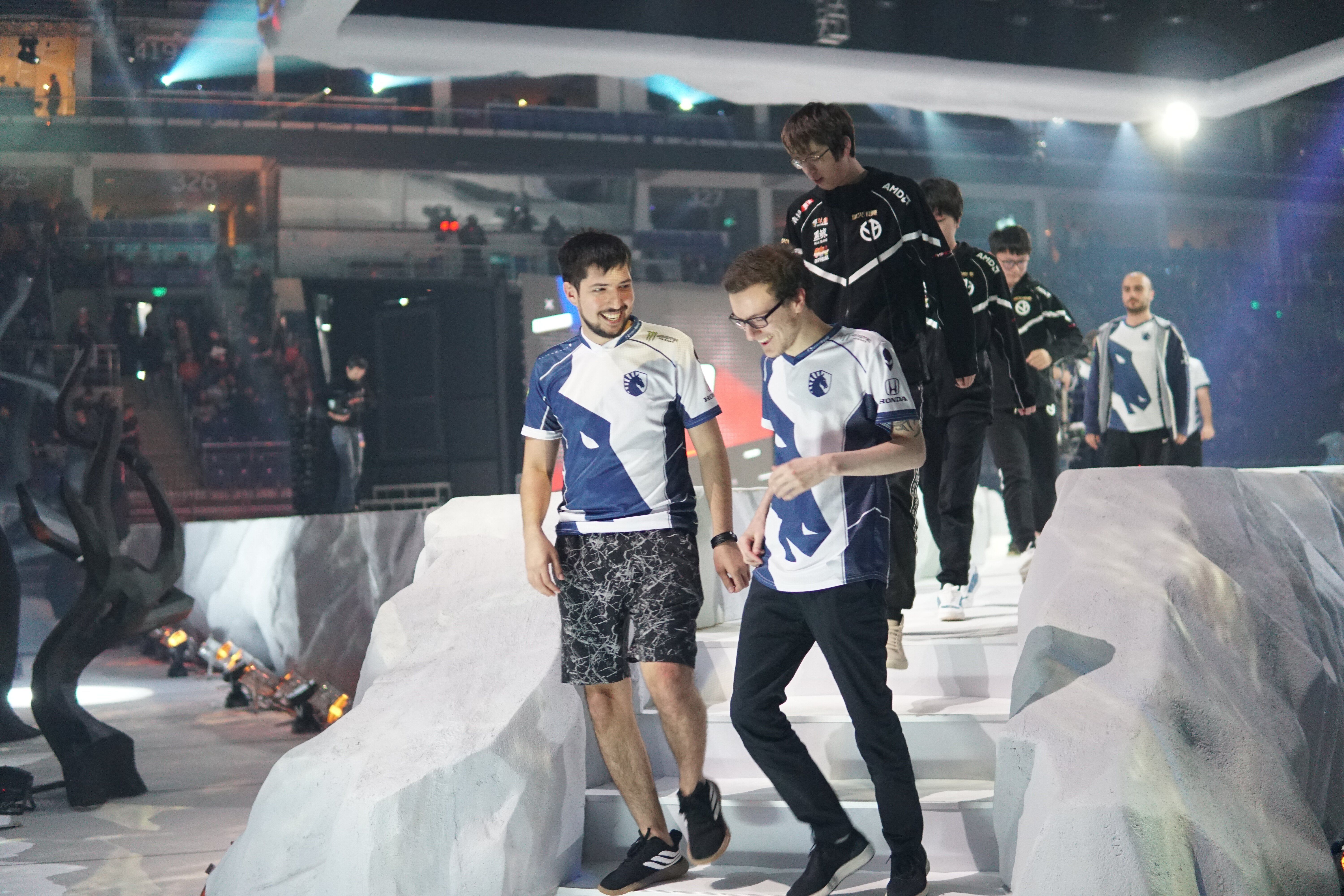 Miracle- и w33 на EPICENTER Major 2019 | Фото: Cybersport.ru