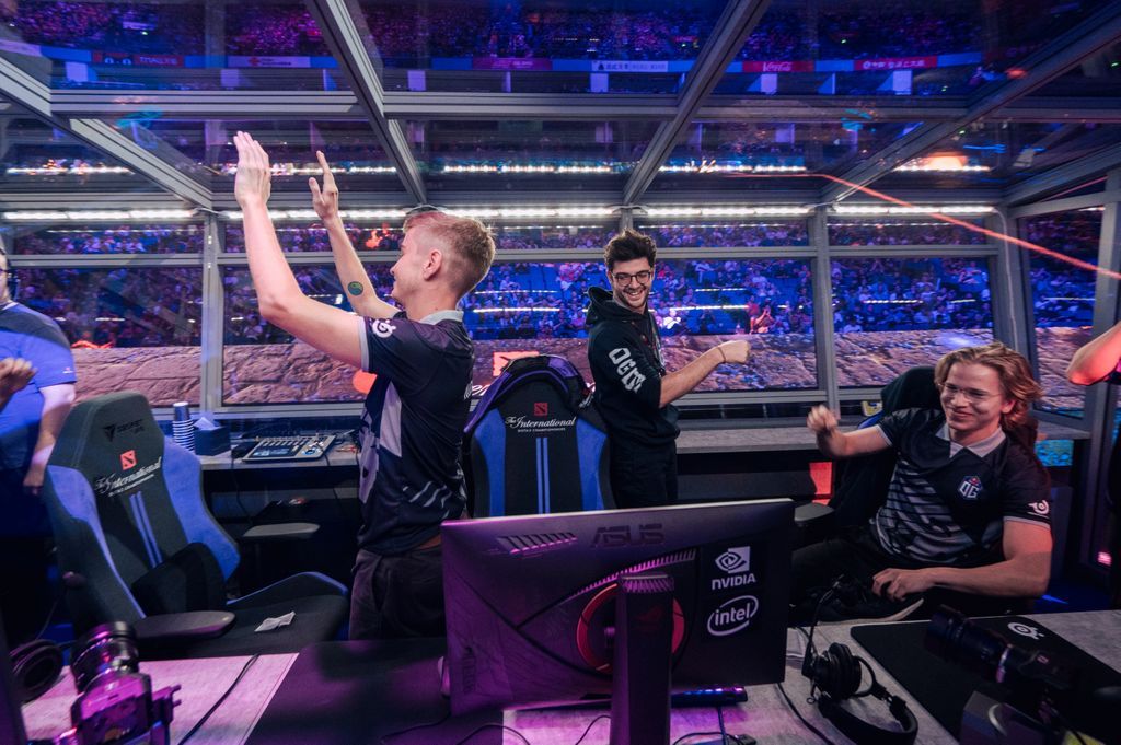 Игроки OG | Источник: twitter @dota2ti