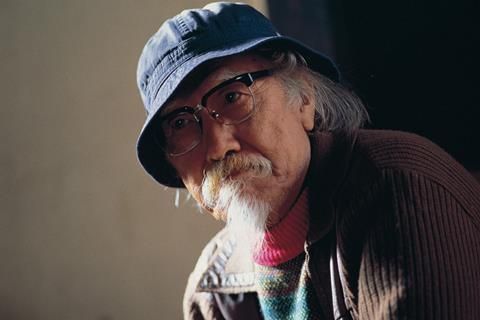 Надел Судзуки шляпу, а она ему как раз