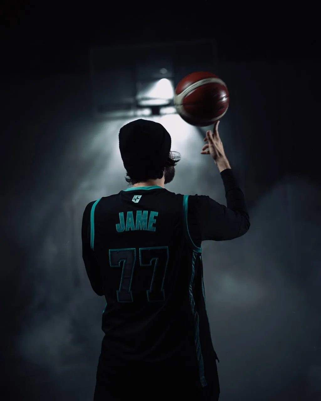 Jame в баскетбольной форме PARIVISION | Источник: канал PARIVISION в Telegram