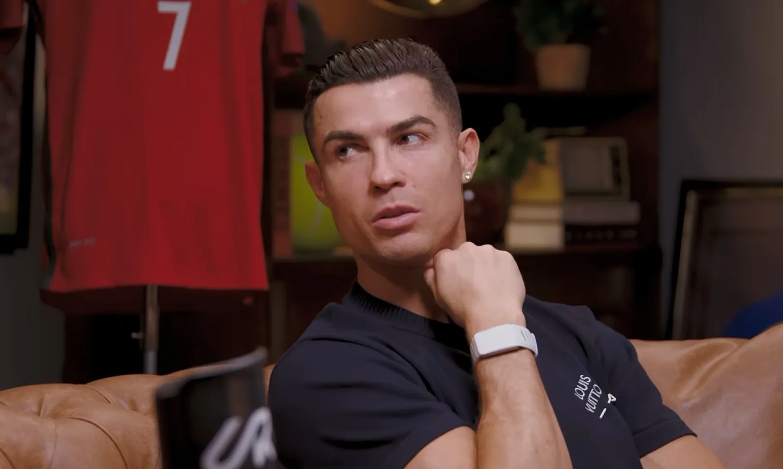 Источник: YouTube-канал UR · Cristiano