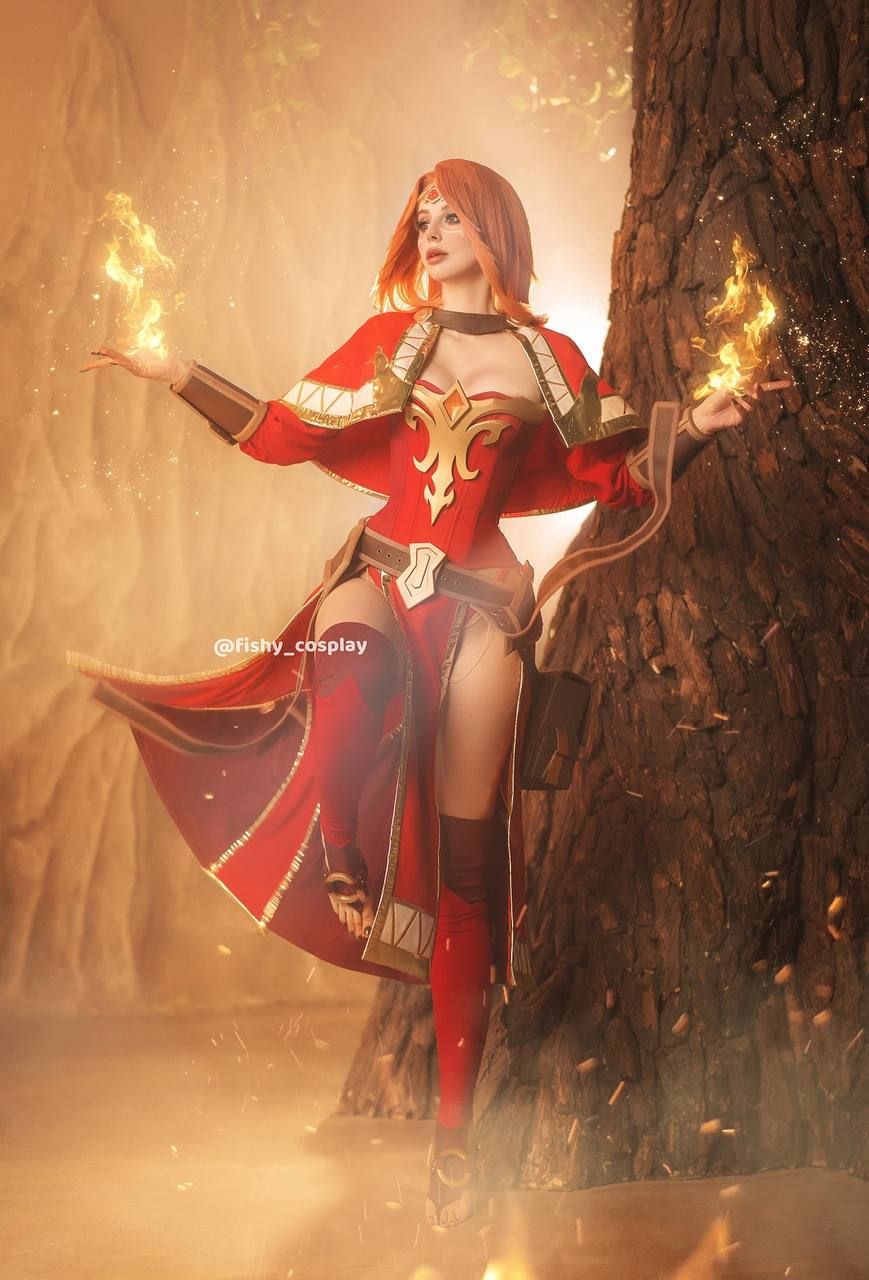 Косплей на Lina из Dota 2. Косплеер: Дарья Fishy Кравец. Источник: vk.com/fishycosplay