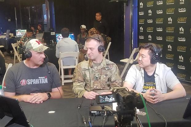 Студия освещения турнира по Street Fighter среди военнослужащих