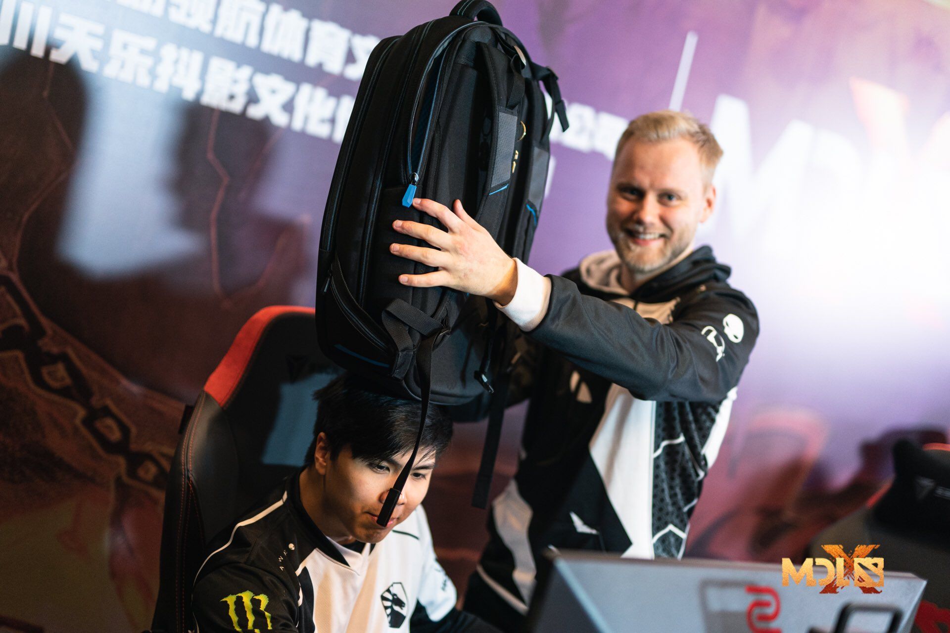 Taiga и Boxi | Фото: twitter.com/MarsMedia