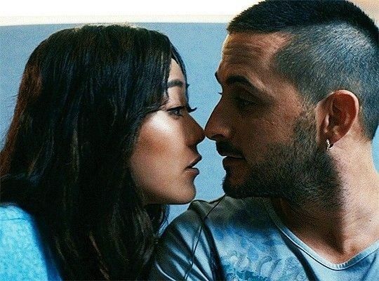 Француз и Самка. Кадр из сериала «Пацаны»