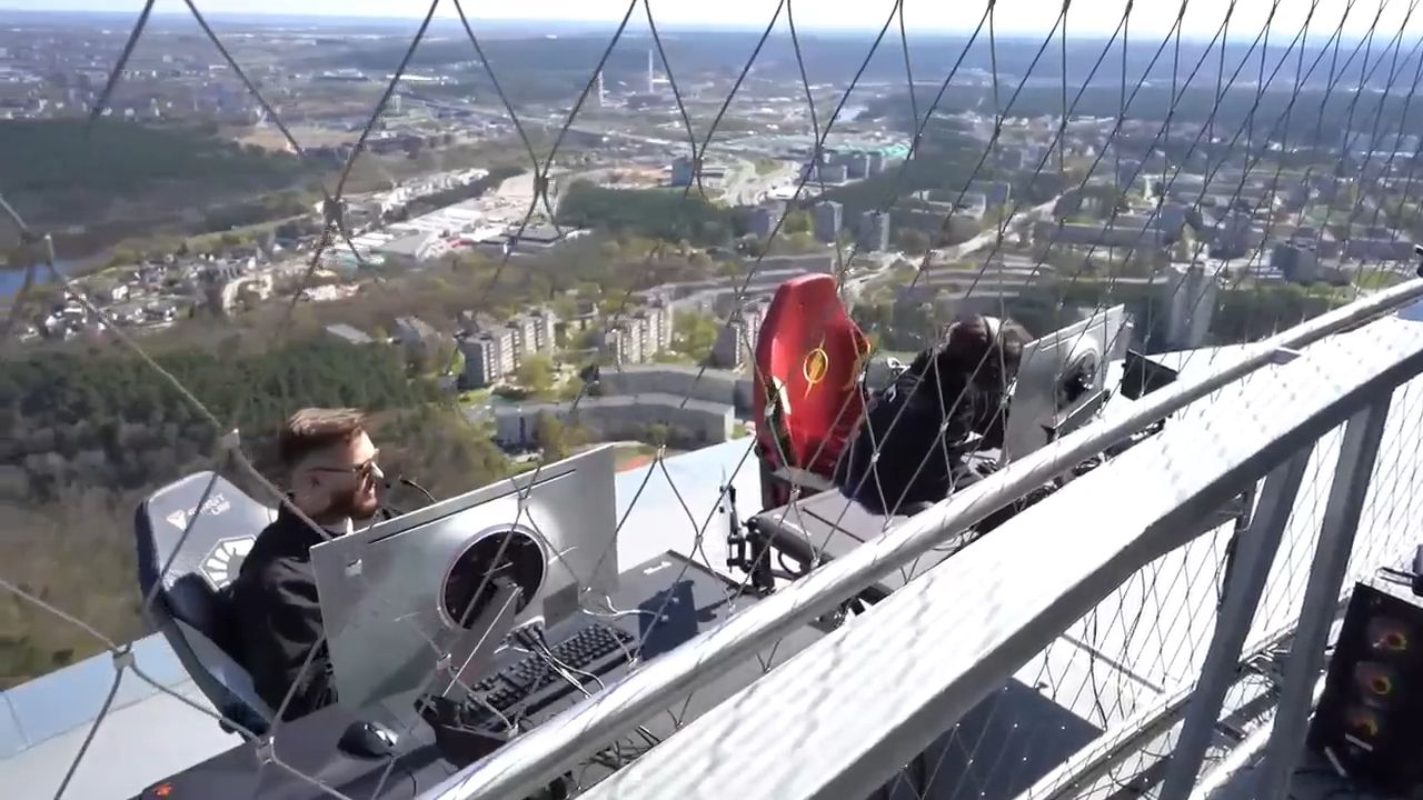 Источник: Twitch