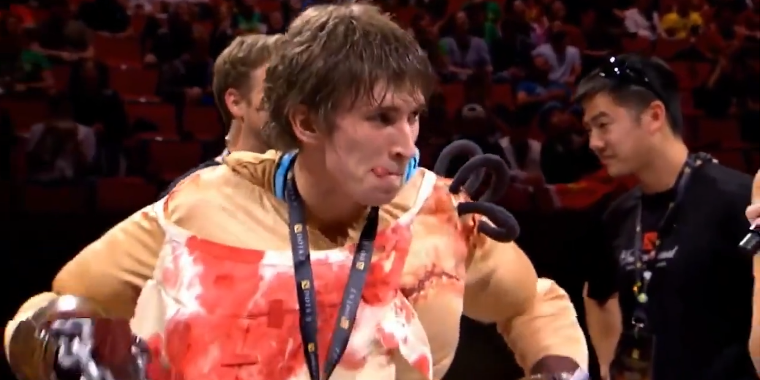 Pudge от Dendi и Invoker от Miracle- — фанаты обсудили культовые связки персонажей и игроков в Dota 2