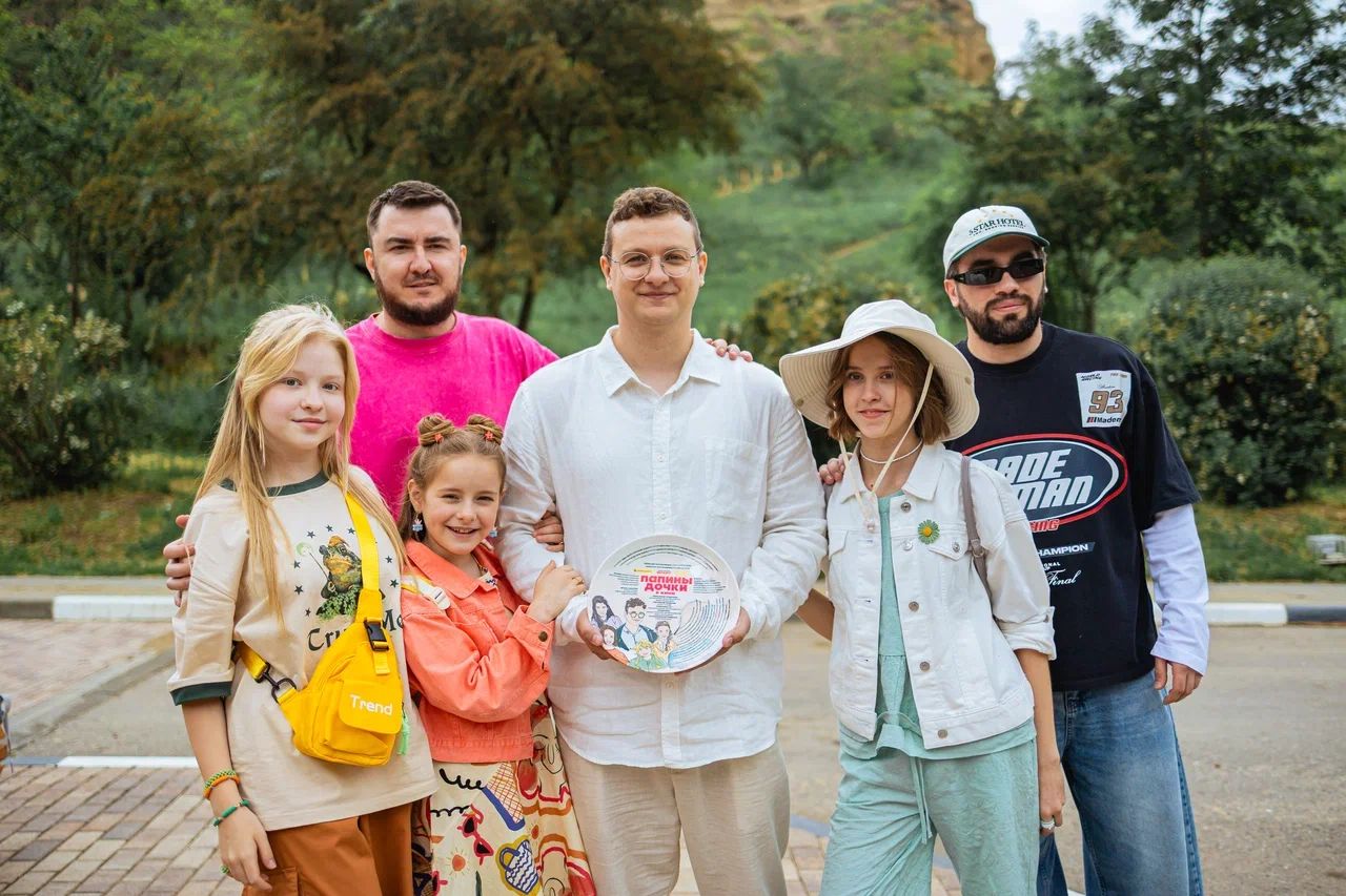 Источник: пресс-релиз СТС, Start и Yellow, Black & White