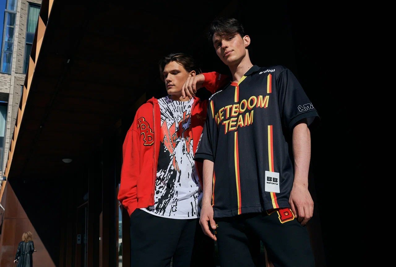 Коллекция одежды BetBoom Team / творческая группировка A.D.E.D. / джерси BetBoom Team. Магазин фирменного мерча: bbteam.shop