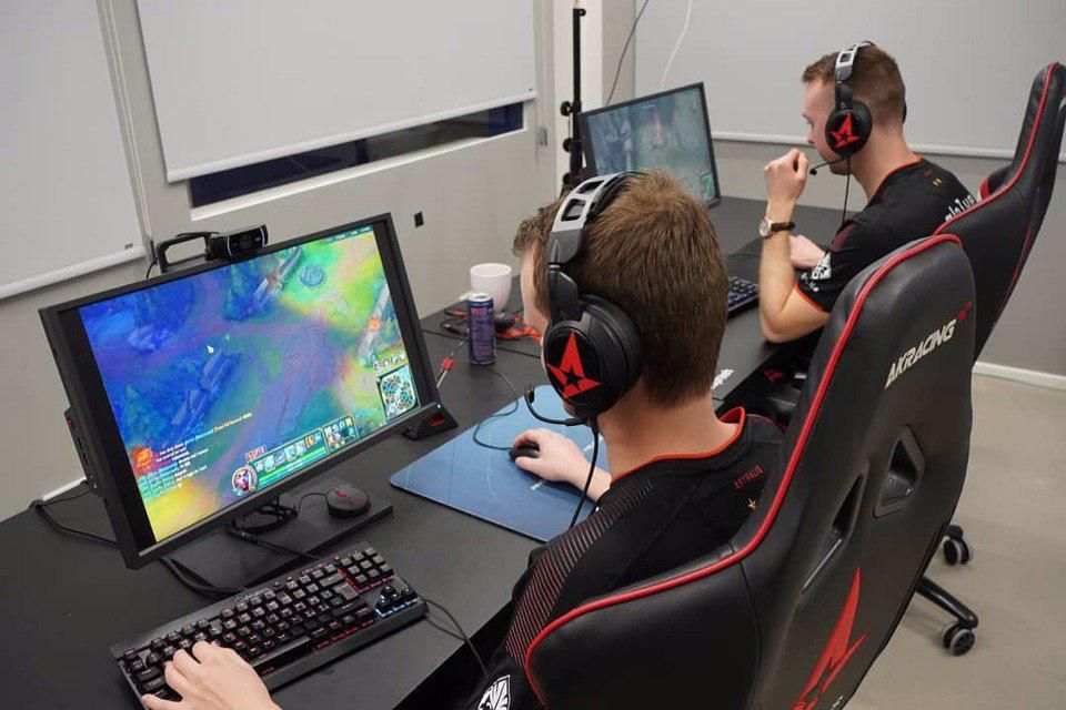 Секретные тренировки Astralis в League of Legends.