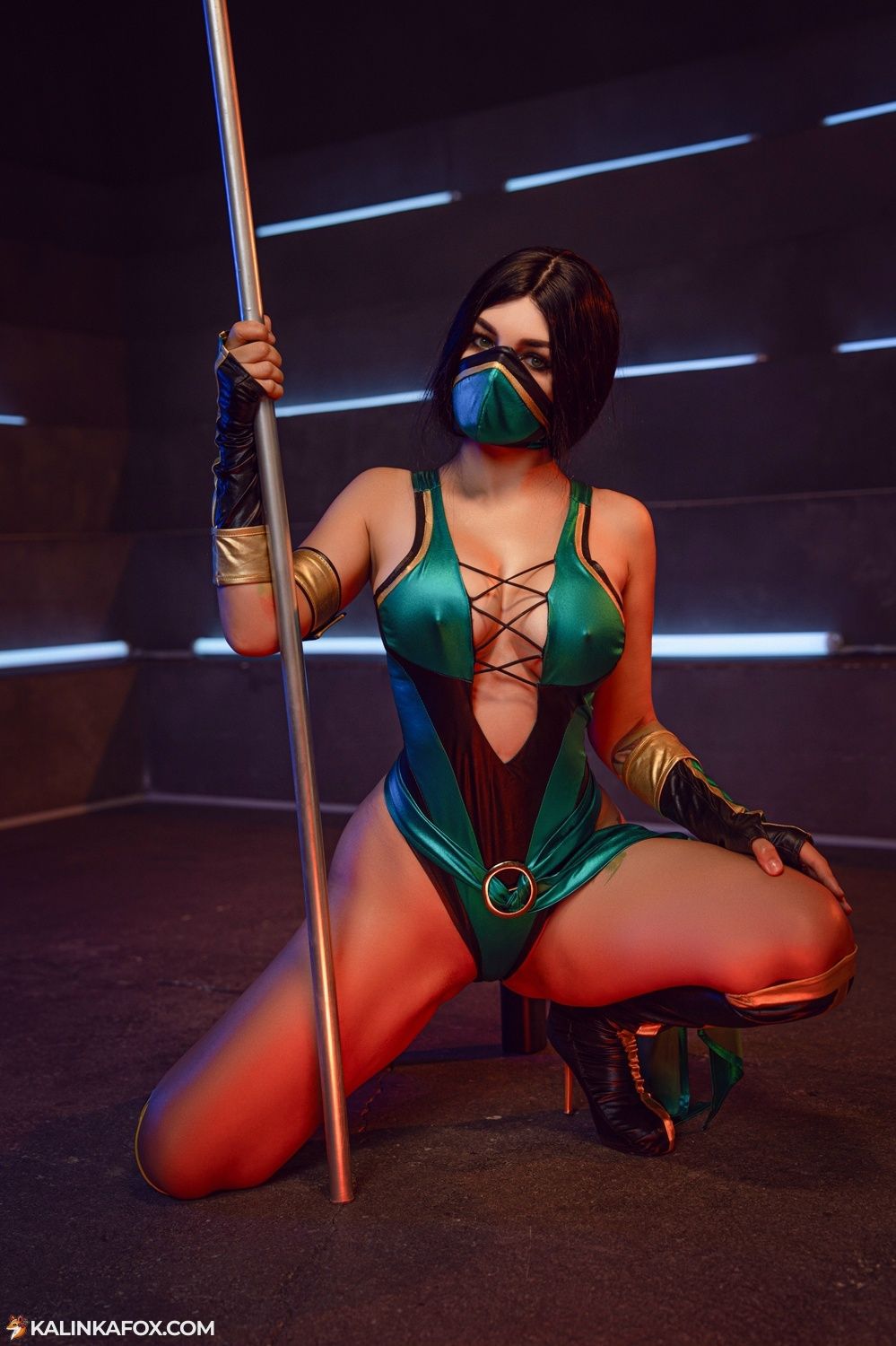 Косплей на Джейд из Mortal Kombat. Косплеер: Kalinka Fox. Источник: vk.ru/club174678991