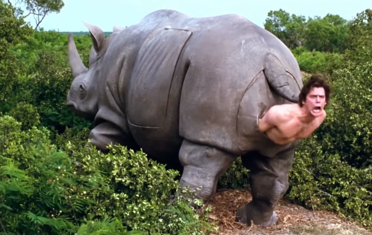 Кадр из фильма «Эйс Вентура 2: Зов природы»