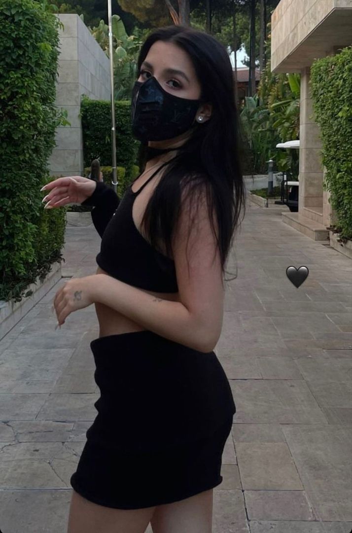 Tenderlybae до операции. Источник: группа Tenderlybae во «ВКонтакте»