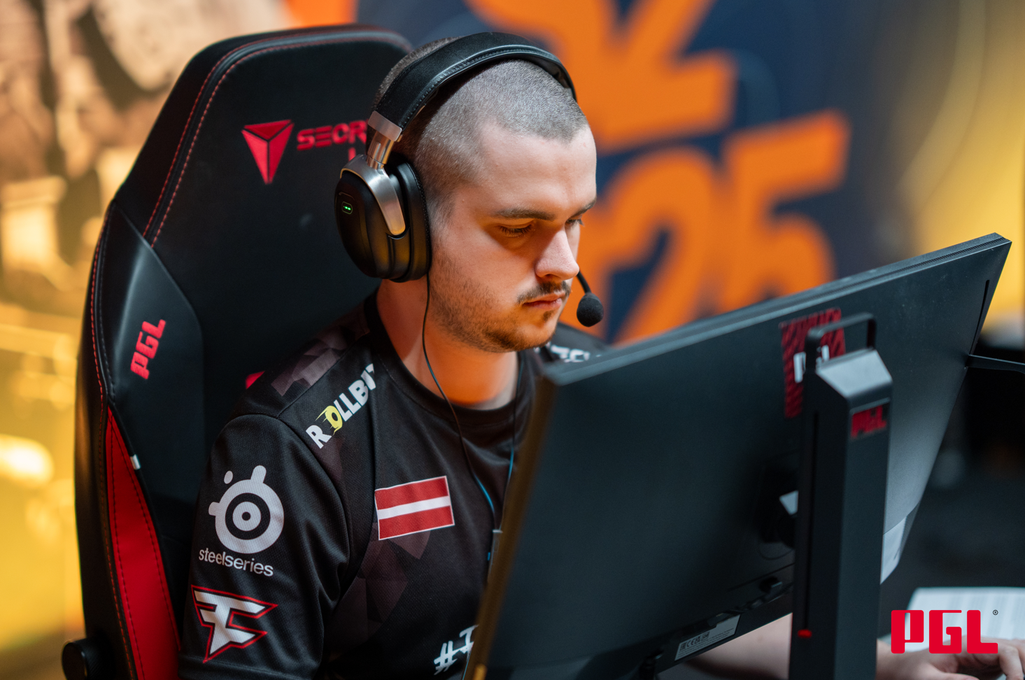 Broky на PGL Bucharest 2025 | Источник: Photos.PGLesports.com