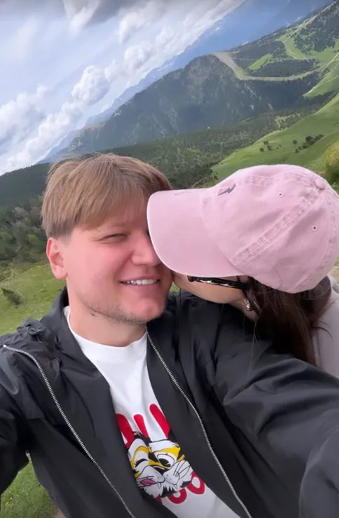 S1mple и Симонович. Источник: s1mple в Instagram*