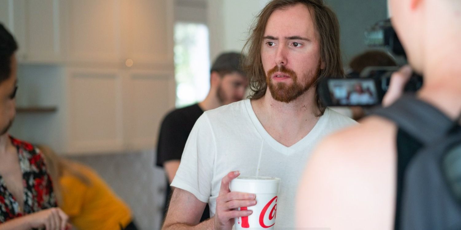 Asmongold рассказал, из-за чего потерял зубы