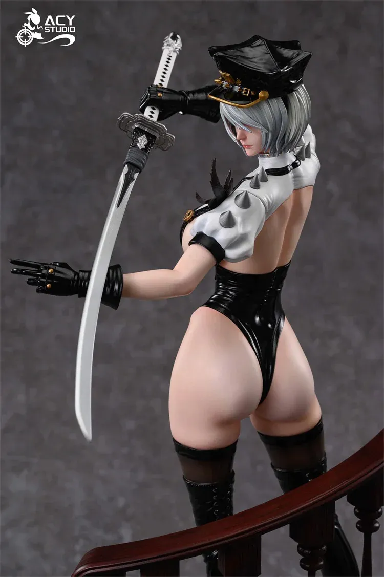 Фигурка 2B из NieR: Automata