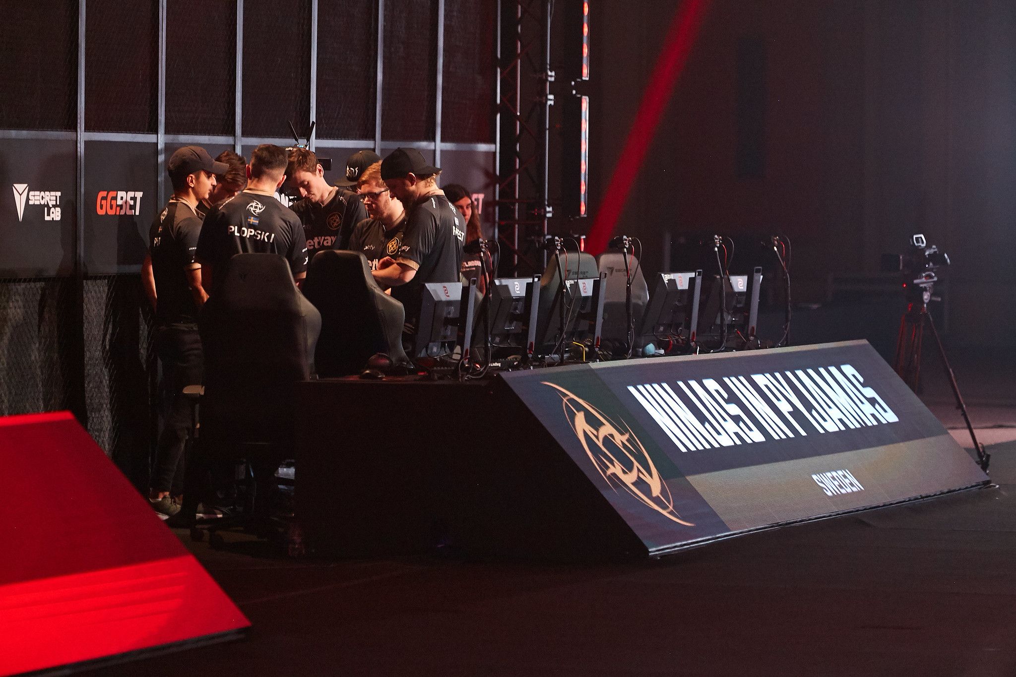 Ninjas in Pyjamas. Источник: SLTV