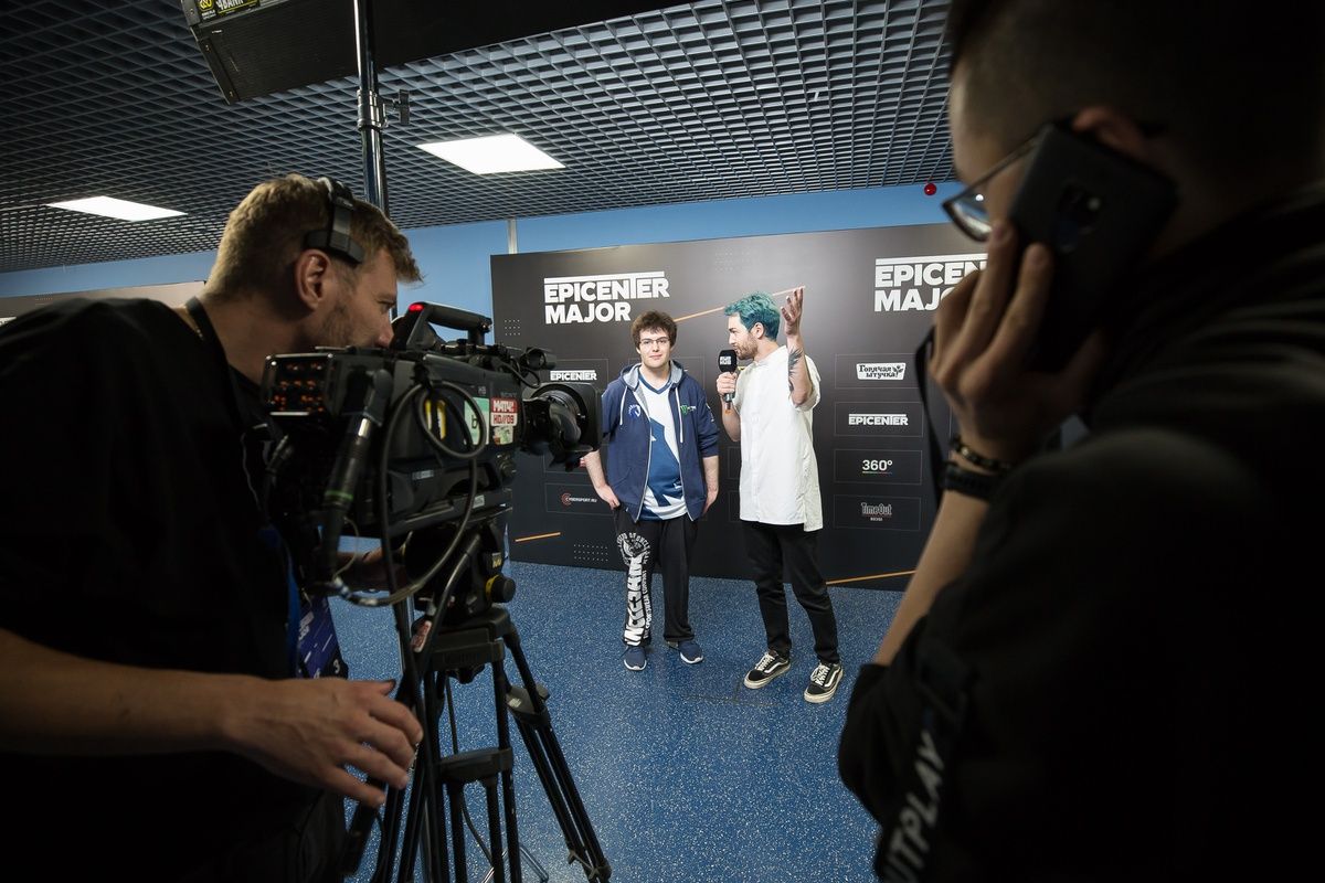 Киберспортивное закулисье