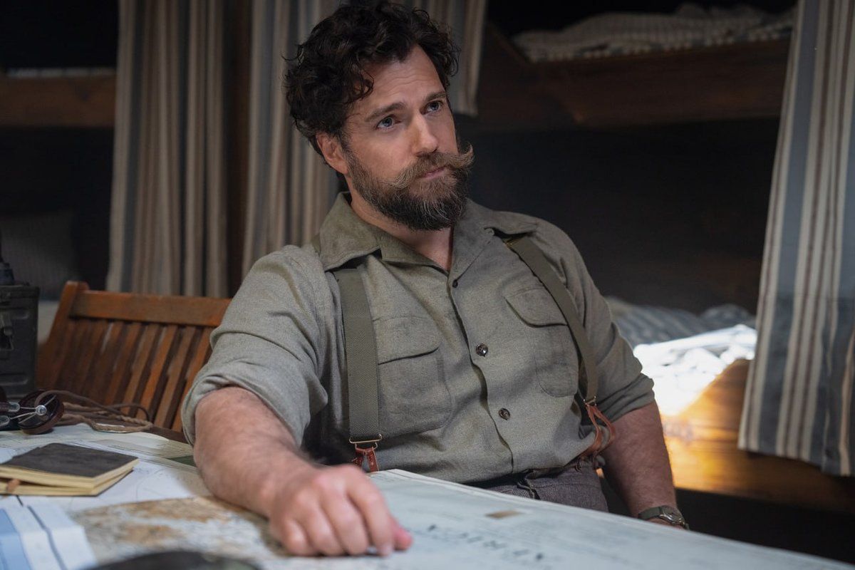 Генри Кавилл в последнем фильме Гая Ричи «Министерство неджентльменских дел»